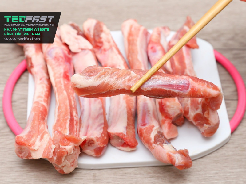 Bài viết giới thiệu dòng sản phẩm Sườn que đông lạnh tham khảo dành cho công ty chuyên nhập khẩu và phân phối các thực phẩm thịt chất lượng - Công ty thương mại quốc tế tổng hợp PTP